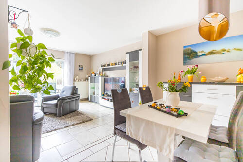 Wohn-/Esszimmer - 4 Zimmer Reihenmittelhaus zum Kaufen in Bergen auf Rügen