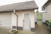 kleine Garage mit Nebenraum - 