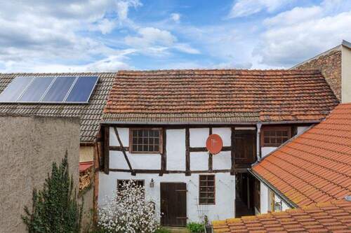 Blick zur Remise - Einfamilienhaus mit 186,00 m&sup2; in Treuenbrietzen zum Kaufen