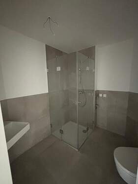 Badezimmer II - 