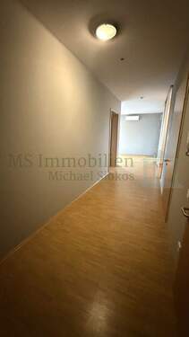 Flur Anischt 1 - 2 Zimmer Etagenwohnung zum Kaufen in Alsbach-Hähnlein