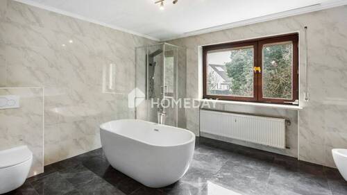 1. OG Badezimmer 1 - 