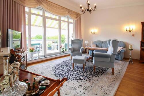 Wohnzimmer - Einfamilienhaus in Norderstedt zum Kaufen