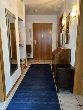 Diele - Etagenwohnung mit 84,50 m&sup2; in St. Blasien zum Kaufen