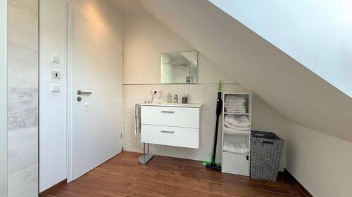 Badezimmer DG - 