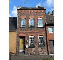 Gepflegtes Reihenmittelhaus in Jüchen-Bedburdyck zu verkaufen!