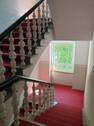 Treppenhaus - vermietetes Dachgeschoss mit Balkon