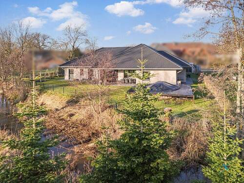 Überblick - Bungalow mit 181,00 m&sup2; in Meyn zum Kaufen