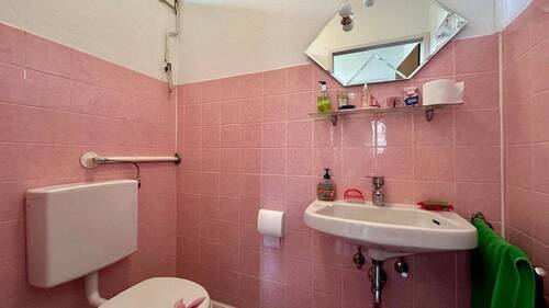 10 Gäste WC - 