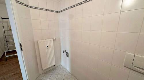 Bad - 2 Zimmer Etagenwohnung in Chemnitz