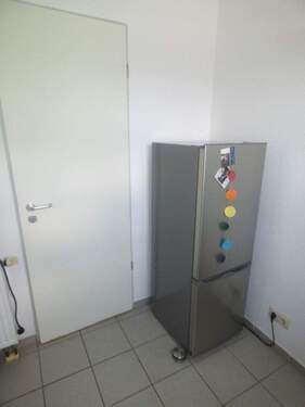 Foto 04 - Küche.JPG - Etagenwohnung mit 61,40 m&sup2; in Köln zur Miete