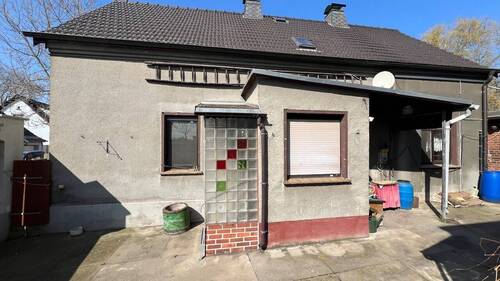 Wohnhaus - 