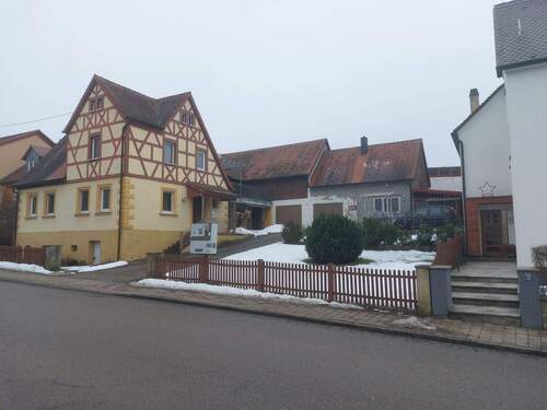 20260206_114233.jpg - 6 Zimmer Einfamilienhaus in Eggolsheim