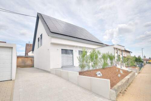 Außenansicht - 5 Zimmer Einfamilienhaus zur Miete in Bad Wimpfen