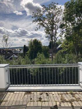 IMG_1988.JPG - VS-Marbach, Attraktives Reihenmittelhaus, Ebk, 146 qm, 4,5-Zi.5,5-Zi.