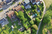 Das Haus mit großem Garten von oben - Stadtnah im Grünen - Mehrfamilienhaus mit traumhaftem Garten in bester Lage von Rümmingen