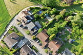 Direkter Weg in die Natur - 9 Zimmer Mehrfamilienhaus, Wohnhaus zum Kaufen in Rümmingen