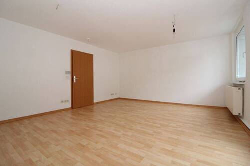 Wohnzimmer (2) - 3 Zimmer Etagenwohnung in Dessau-Roßlau
