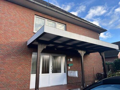 Außenansicht - Renovierungsbedürftiges Zweifamilienhaus mit ausgebauter Dachgeschoss Wohnung - Teilw. Vermietet!
