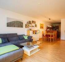 Großzügige 2-Zimmer-Wohnung mit Balkon und Tiefgaragenstellplatz - Leinfelden-Echterdingen