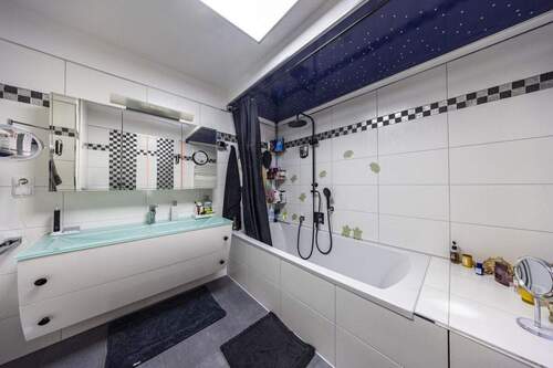 Wannenbad weitere Ansicht - 