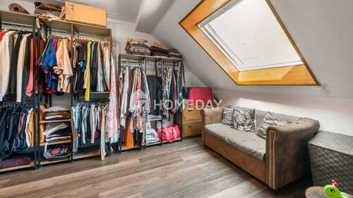 1. OG Ankleidezimmer 1 - 