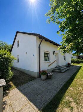 Bild 2 - 5 Zimmer Einfamilienhaus zum Kaufen in Traunreut