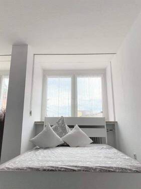 Grosse helle Zimmer - 