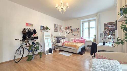 20 Whg. 1 Wohnzimmer - 