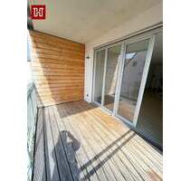 Voll möblierte 2 Zimmerwohnung mit sonnigem Balkon und Stellplatz ! - Kitzingen