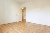 Zimmer 2 - 