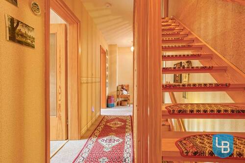 Zugang ins Dachgeschoss - 