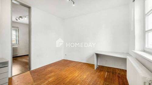 1. OG Schlafzimmer 2 - 