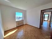 Kinderzimmer u. Flur - 