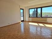 Wohnzimmer - 3 Zimmer Etagenwohnung zum Kaufen in Stuttgart