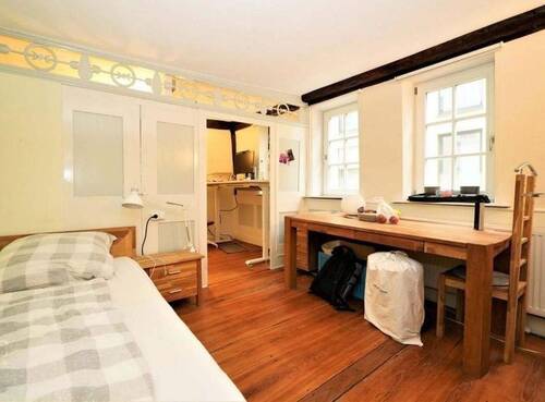 Zimmer 2 - 