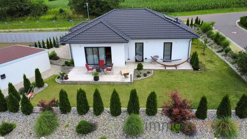 Wörnitz4 - 3 Zimmer Mehrfamilienhaus, Wohnhaus zum Kaufen in Wörnitz / Arzbach