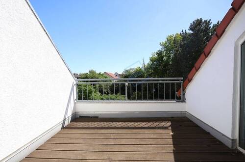 LOGGIA - 