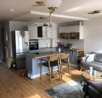 Helle, moderne 2-Zimmer-Wohnung mit Südbalkon in bester Lage in Berlin