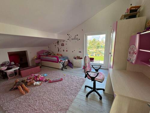 Schlafzimmer 2 oben - 