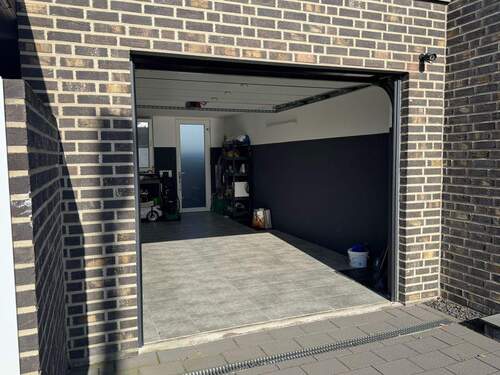 Garage - 