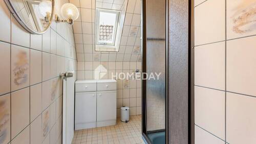 DG Badezimmer 1 - 