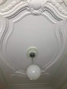 Eingangsbereich Stuck - Etagenwohnung mit 99,00 m&sup2; in Berlin zum Kaufen