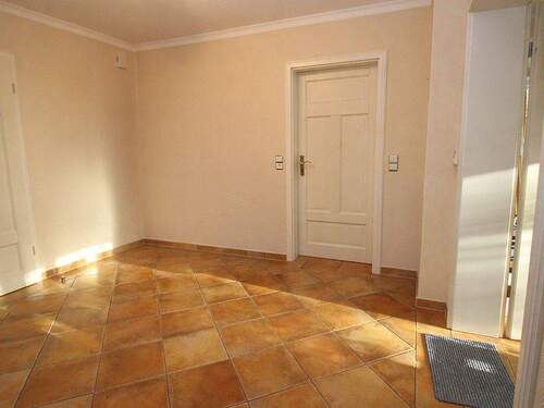 Großzügige Diele - 