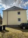 Fassade 1 - 2 Zimmer Etagenwohnung zur Miete in Netzschkau