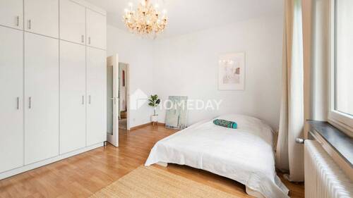 Schlafzimmer 1.2 - 