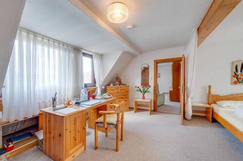 Schlafzimmer / Büro DG - 