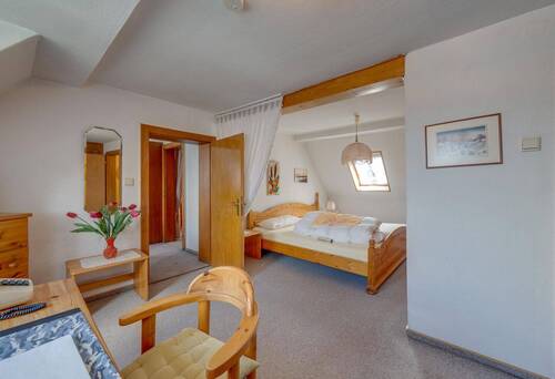 Schlafzimmer / Büro DG - 