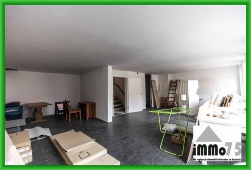 Wohnzimmer OG - Mehrfamilienhaus, Wohnhaus mit 190,00 m&sup2; in Vaihingen an der Enz zum Kaufen