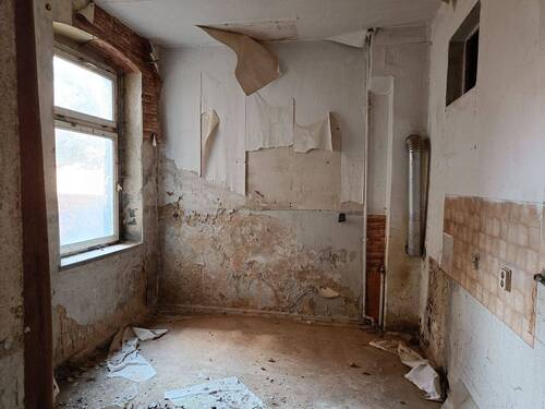 Zimmer EG links-1 - 